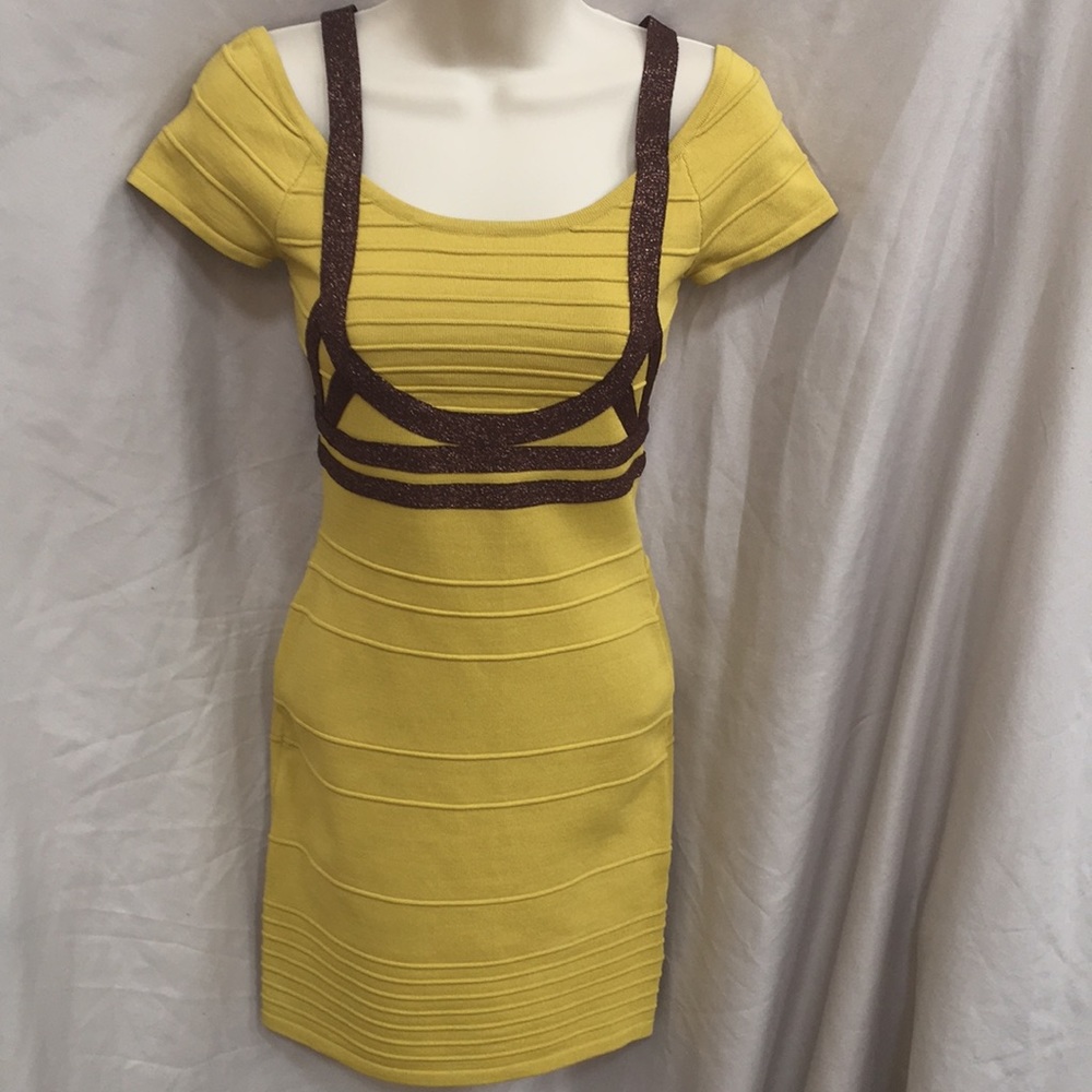 WOW Couture-Sleek and sexy cocktail dress! - Picture 1 of 4